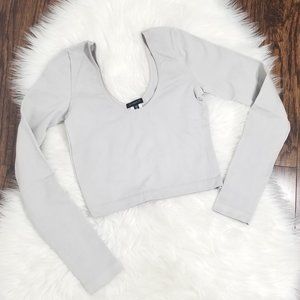 Dynamite | Light Gray Long Sleeve Scoop Neck Cropped Shirt Top S